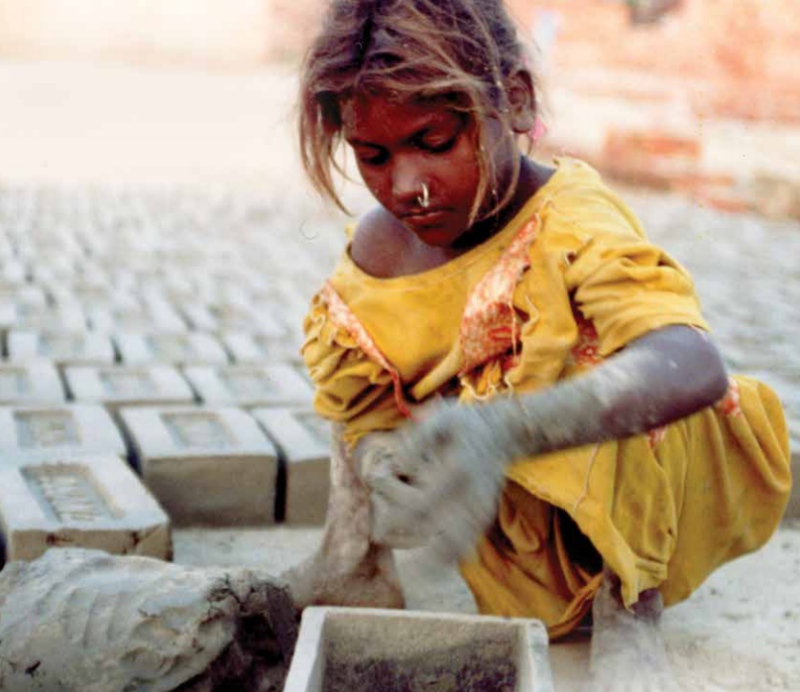 child labor making bricks